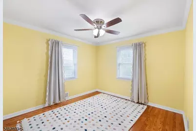 17 Ralph Pl, Morristown, NJ 07960 - Photo 8