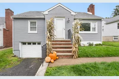17 Ralph Pl, Morristown, NJ 07960 - Photo 1