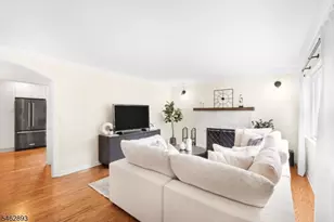 17 Ralph Pl, Morristown, NJ 07960 - Photo 4