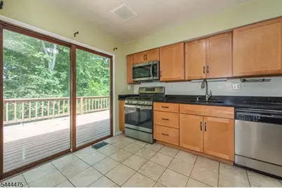 29 Downstream Dr, Mount Olive, NJ 07836 - Photo 4