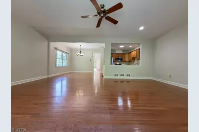209 Raymound Blvd, Parsippany, NJ 07054 - Photo 8