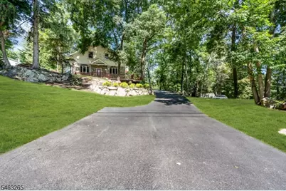 104 Bishops Rock Rd, Hopatcong, NJ 07843 - Photo 46