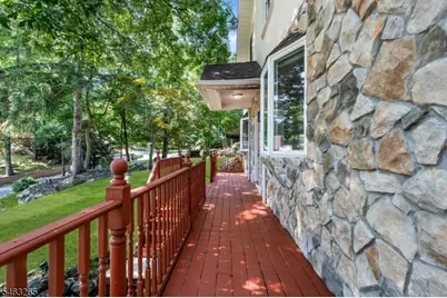 104 Bishops Rock Rd, Hopatcong, NJ 07843 - Photo 8