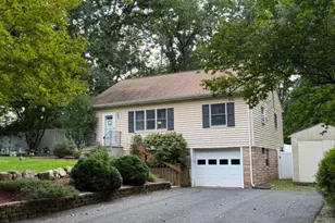 11 Richmond Rd, Byram Township, NJ 07874 - Photo 4