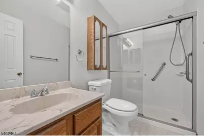 10 Hemlock Ct, Raritan Township, NJ 08822 - Photo 14