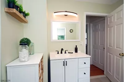 202 Long Hill Rd, Little Falls Township, NJ 07424 - Photo 24