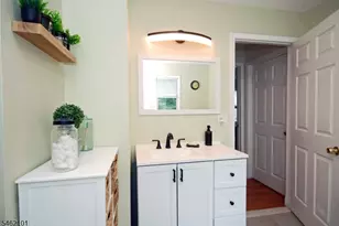 202 Long Hill Rd, Little Falls Township, NJ 07424 - Photo 24