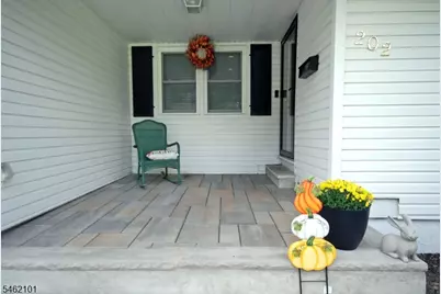 202 Long Hill Rd, Little Falls Township, NJ 07424 - Photo 2