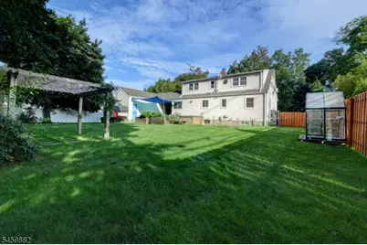 39 Sunset Rd, Pequannock Township, NJ 07444 - Photo 28