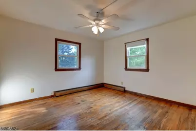 39 Sunset Rd, Pequannock Township, NJ 07444 - Photo 12