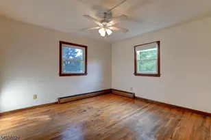 39 Sunset Rd, Pequannock Township, NJ 07444 - Photo 12