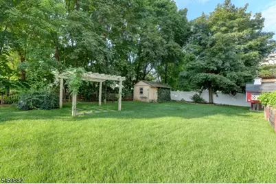 39 Sunset Rd, Pequannock Township, NJ 07444 - Photo 30