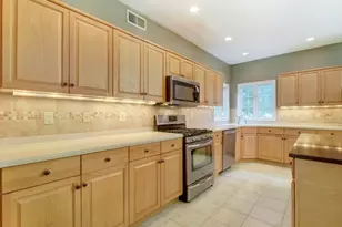 9 Bukiet Ct, Roxbury Township, NJ 07852 - Photo 22