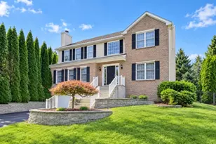 9 Bukiet Ct, Roxbury Township, NJ 07852 - Photo 1