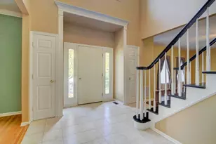 9 Bukiet Ct, Roxbury Township, NJ 07852 - Photo 8