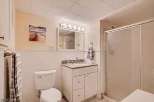 669 Old Post Rd, Edison Twp., NJ 08817 - Photo 36