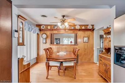 669 Old Post Rd, Edison Twp., NJ 08817 - Photo 16