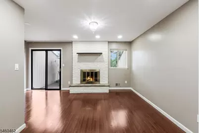 32 Chelsea Way, Bridgewater Twp., NJ 08807 - Photo 2
