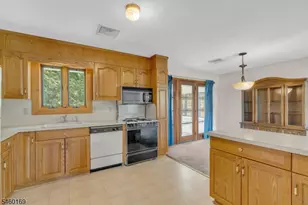 290 Arnold Ave, North Plainfield, NJ 07063 - Photo 18