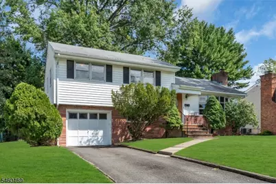 290 Arnold Ave, North Plainfield, NJ 07063 - Photo 2