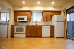 112 Bluebird Dr, Hillsborough Township, NJ 08844 - Photo 4