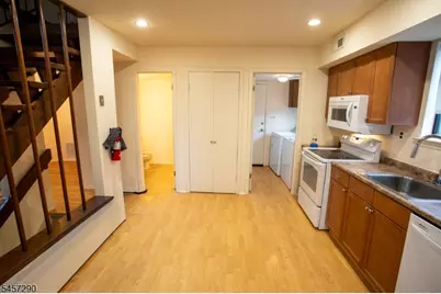 112 Bluebird Dr #A, Hillsborough Township, NJ 08844 - Photo 8