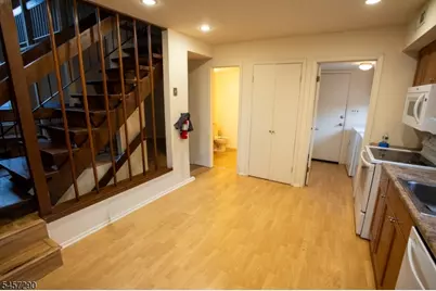 112 Bluebird Dr #A, Hillsborough Township, NJ 08844 - Photo 6