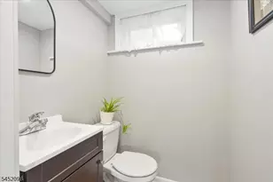 130 S Glenwood Rd, Fanwood, NJ 07023 - Photo 20