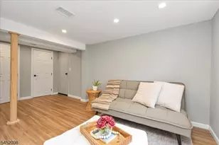 130 S Glenwood Rd, Fanwood, NJ 07023 - Photo 18
