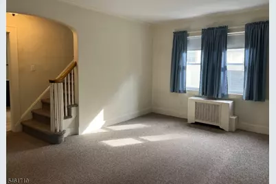 15 Sherman Pl, Morristown, NJ 07960 - Photo 2