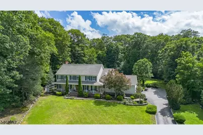 8 Alpine Ridge Rd, West Milford, NJ 07480 - Photo 2