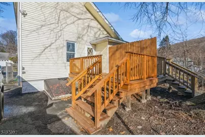 14 Elizabeth St, Wharton, NJ 07885 - Photo 2