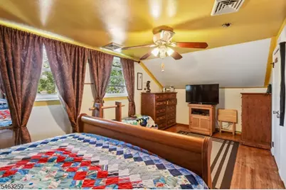 844 Lakeshore Dr, Aberdeen Township, NJ 07735 - Photo 12