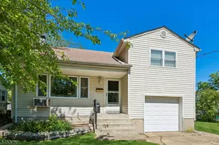 844 Lakeshore Dr, Aberdeen Township, NJ 07735 - Photo 1