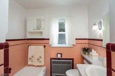 1 Renda Pl, Green Brook Township, NJ 08812 - Photo 16