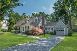 1 Pine Way, New Providence, NJ 07974 - Photo 1