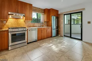 150 Firethorne Trl Ondo, Bernards Township, NJ 07920 - Photo 10