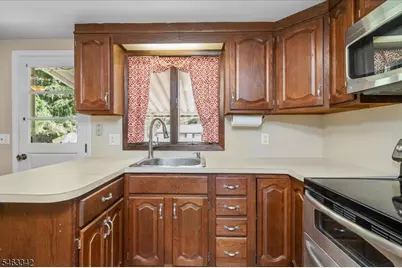 8 Fern Ave, Hamburg, NJ 07419 - Photo 20