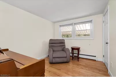 8 Fern Ave, Hamburg, NJ 07419 - Photo 22