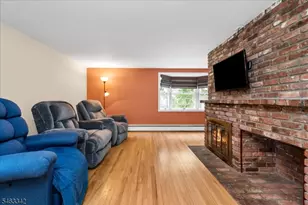 8 Fern Ave, Hamburg, NJ 07419 - Photo 8