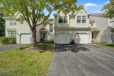 3 Weatherhill Rd, Hamburg, NJ 07419 - Photo 2