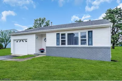 214 Westbrook Dr, Berkeley Township, NJ 08757 - Photo 4