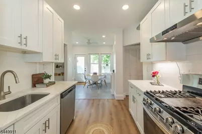 31 Morse Ave, East Orange, NJ 07017 - Photo 16
