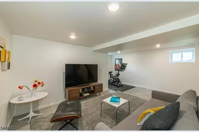 31 Morse Ave, East Orange, NJ 07017 - Photo 32