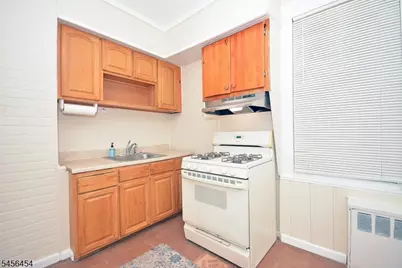 526 Court St, Elizabeth, NJ 07206 - Photo 10