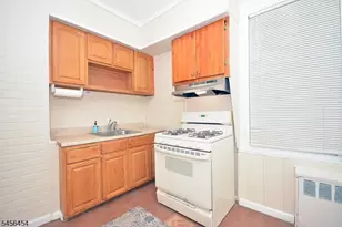 526 Court St, Elizabeth, NJ 07206 - Photo 10