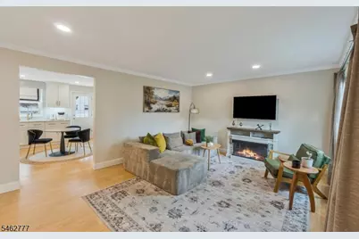324 Jackson Ave, Scotch Plains Township, NJ 07076 - Photo 4