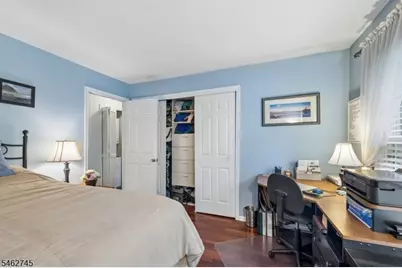 250 Nuthatch Ct, Readington, NJ 08887 - Photo 22