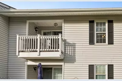 250 Nuthatch Ct, Readington, NJ 08887 - Photo 26