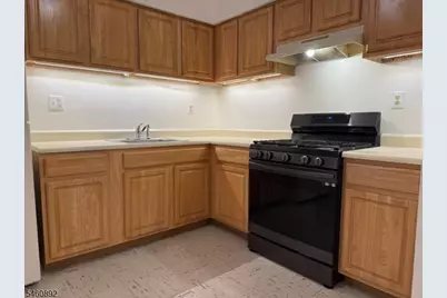 326 Hoover Ave #80, Bloomfield, NJ 07003 - Photo 2